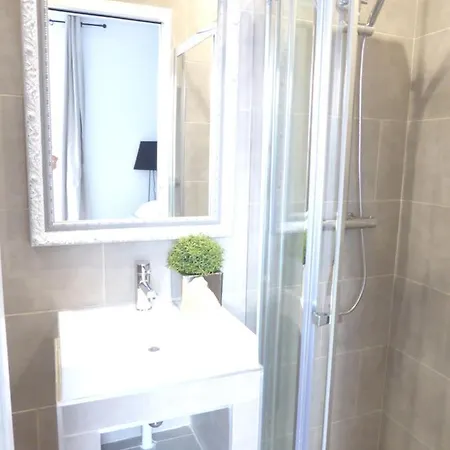 アパート Architect Near Montmartre